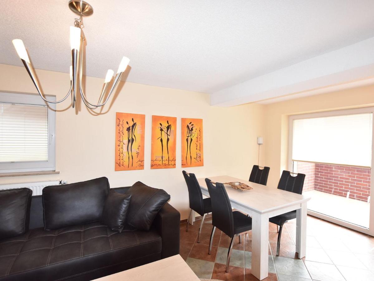 Modern Apartment In Kroepelin With Garden Oda fotoğraf