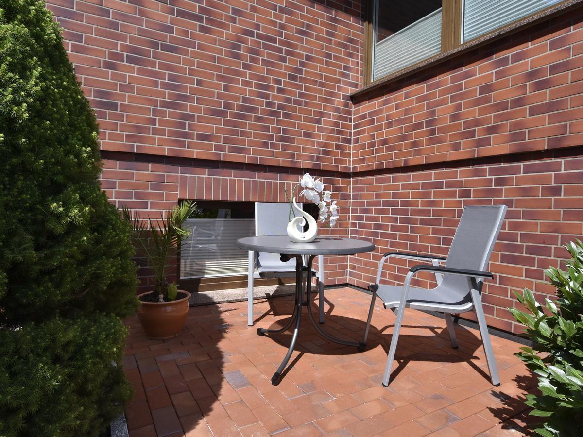 Modern Apartment In Kroepelin With Garden Dış mekan fotoğraf